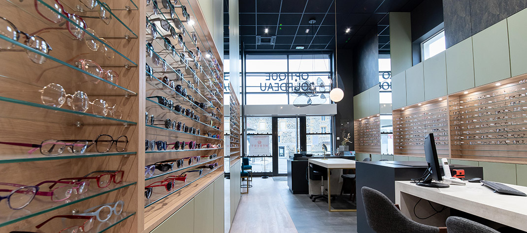 Magasin d'optique en Kaki - France