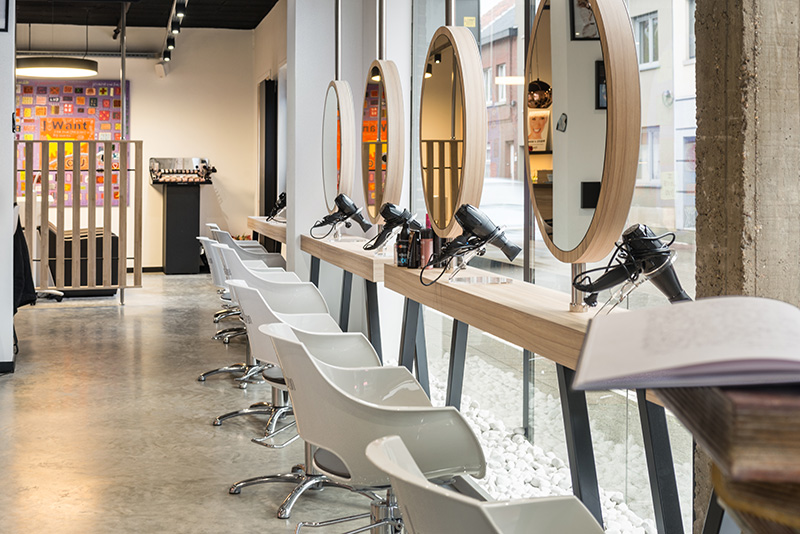 Hazime Uzun Salons