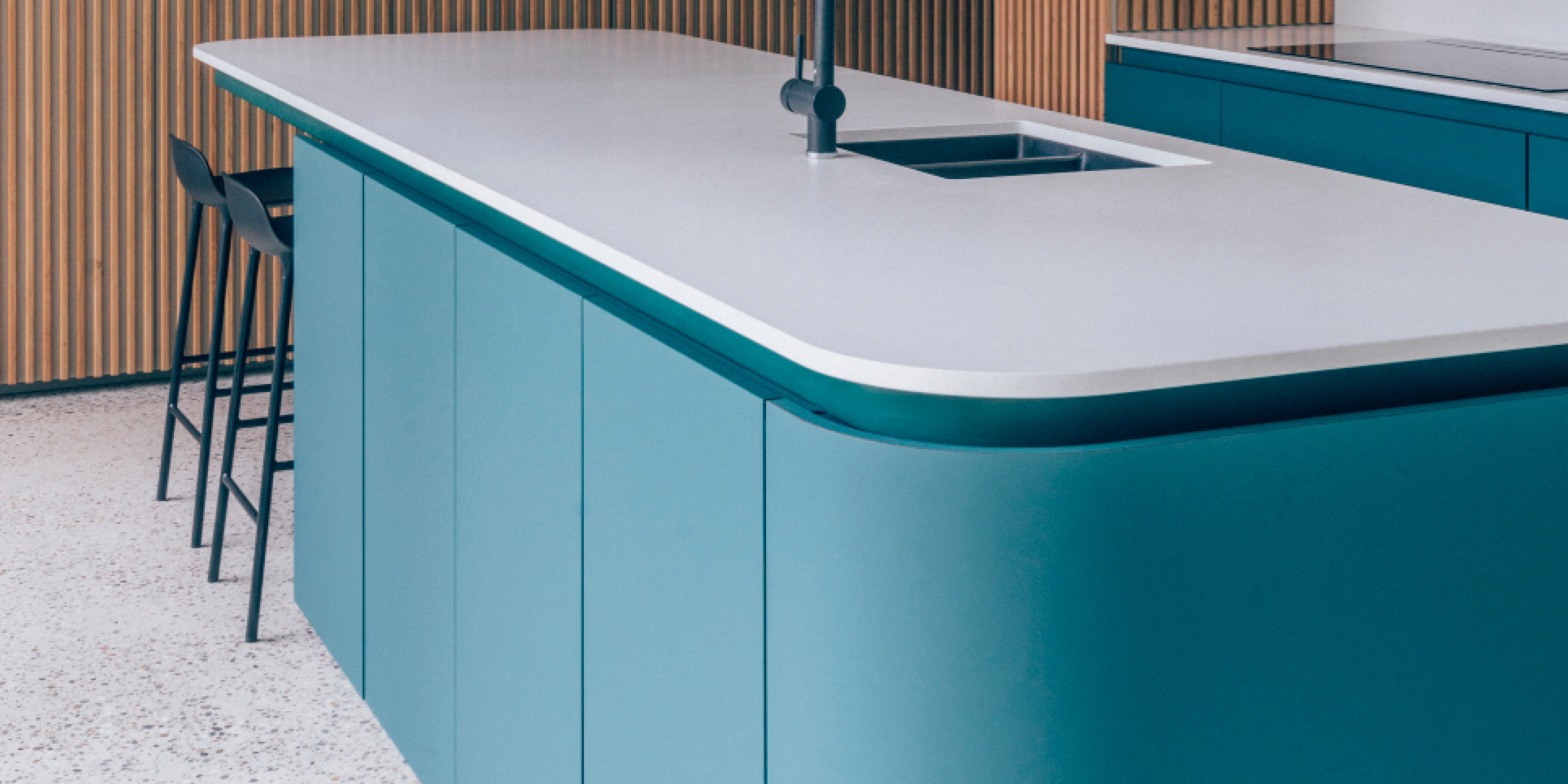 POLYREY - Bleu Pétrole kitchen - Belgium