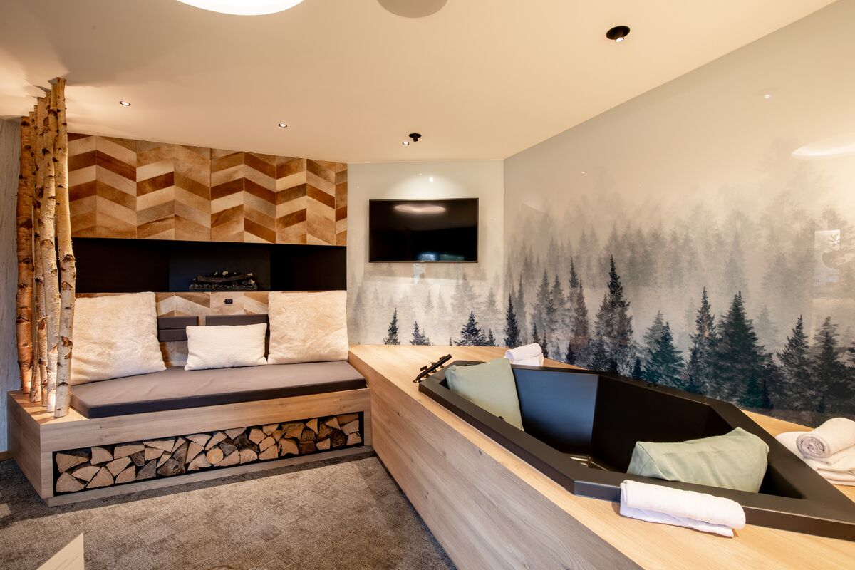 Exquisite Design: HPL Hotel Surfaces at Domaine des Hautes Fagnes - A Polyrey Gallery