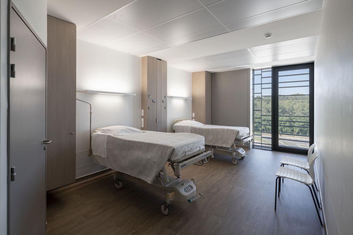 Polyrey HPL Gallery: Private Hospital of Provence