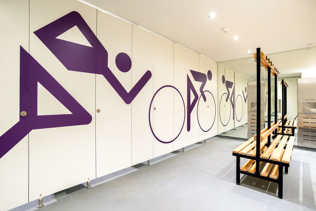 Polyrey HPL, Reysipur - Cubicle, Locker, Shower, Integrated Furniture