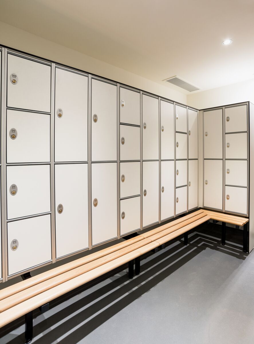 Polyrey HPL, Reysipur - Cubicle, Locker, Shower, Integrated Furniture